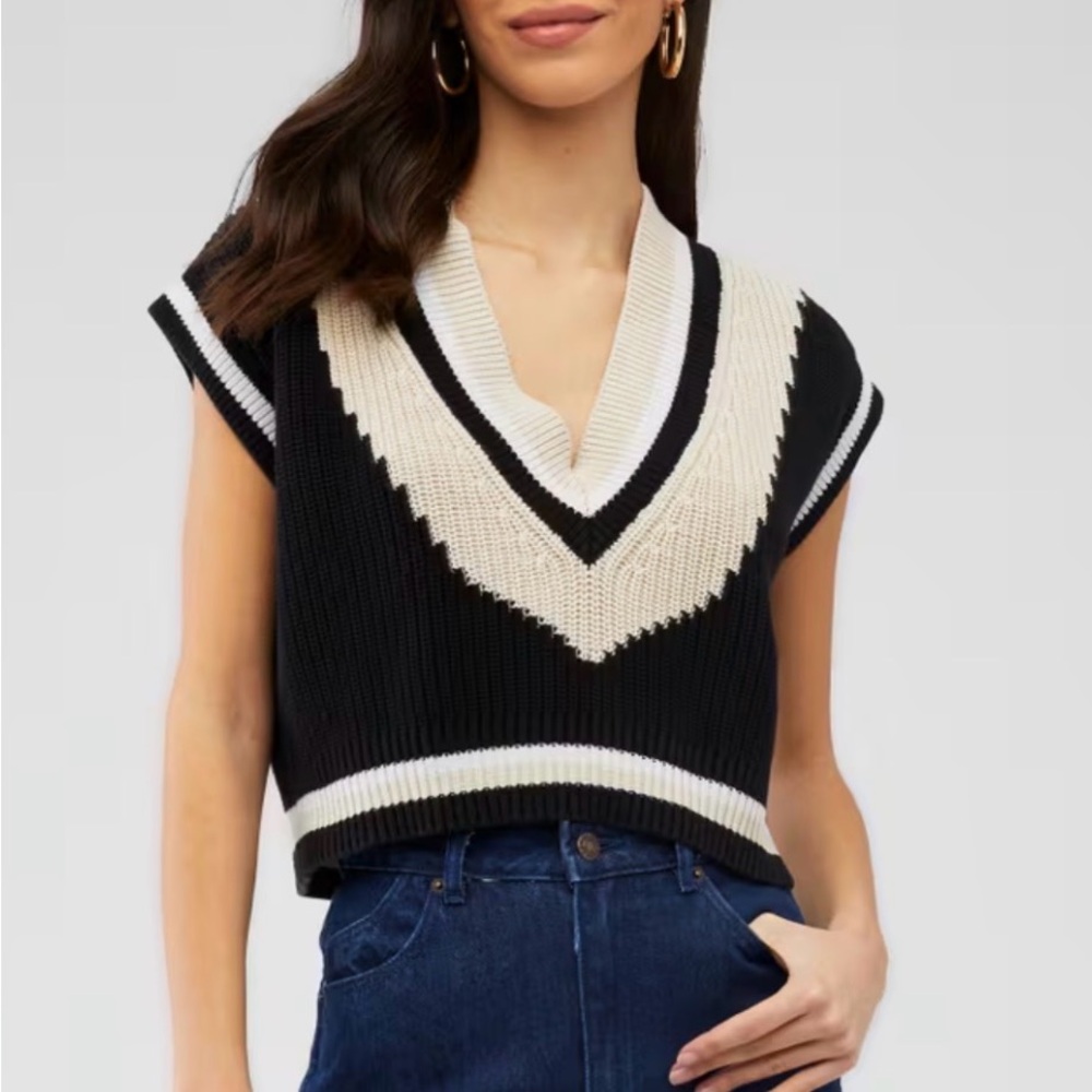 525 America sweater